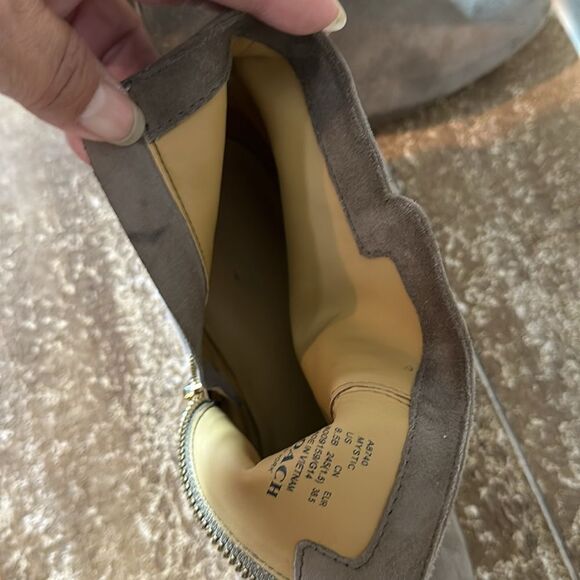 Coach booties, gray color, golden zipper size 8 1/2 - Picture 11 of 13